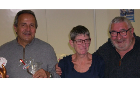 Soirée belote au foyer