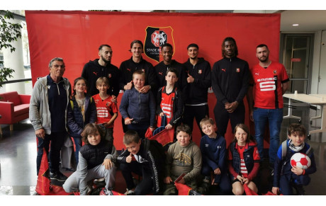 Les u11 à la rencontre des joueurs pros du stade rennais